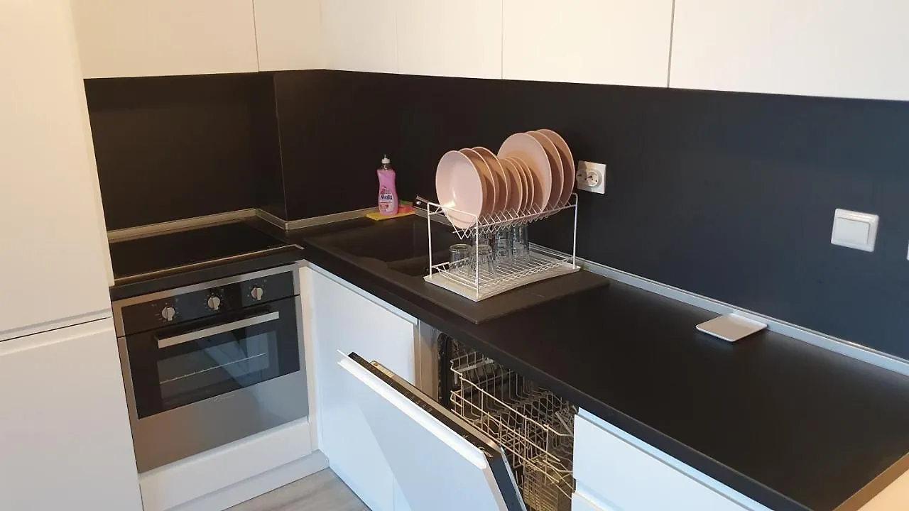 Tiara Apartment 152 София