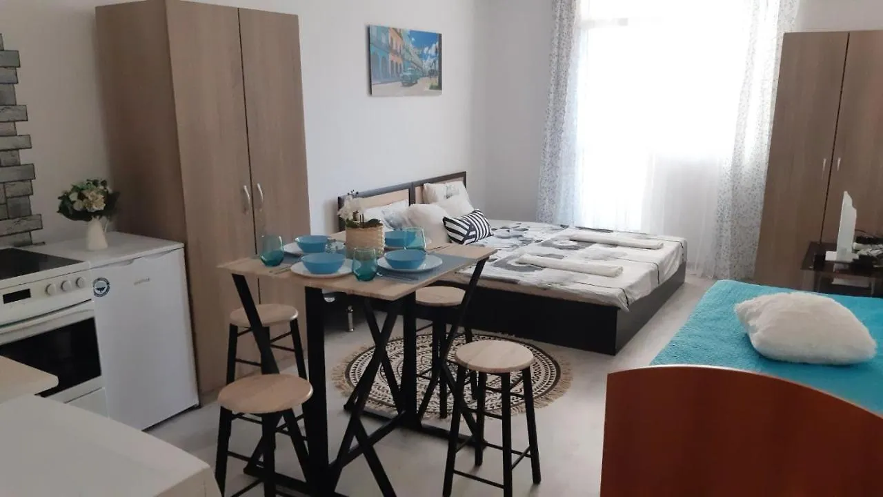 Tiara Apartment 152 София