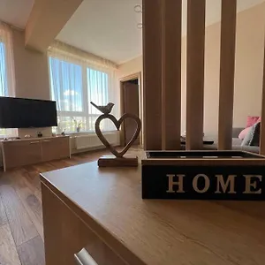 Апартаменты Cozy And Bright, София