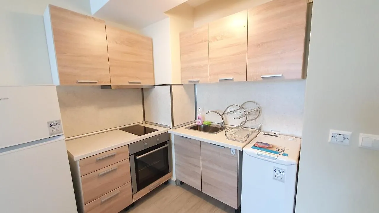 Tiara Apartment 152 София